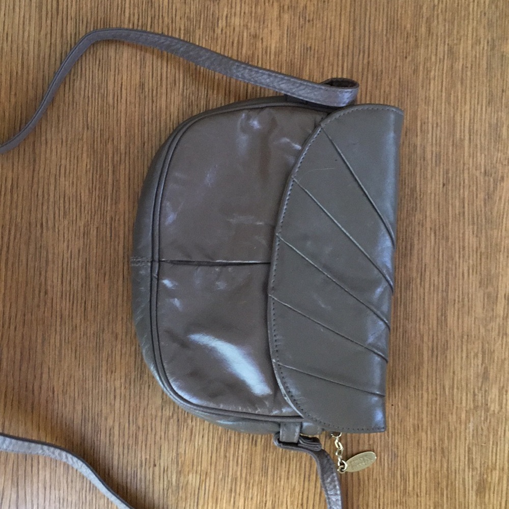 Leather Express shoulder bag